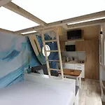Tiny Wave Tiny House Auf Dem Campingplatz Strandgut