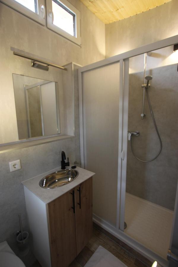 Campsite Tiny Wave Tiny House Auf Dem Strandgut *